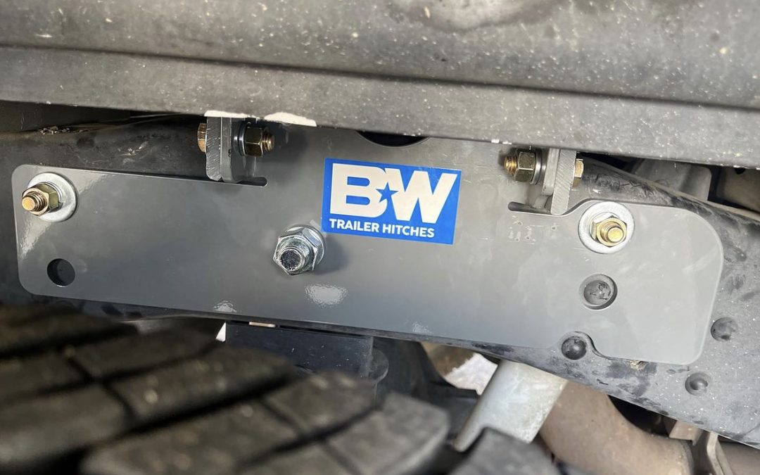 American Muscle for Your Hauling Needs: B & W Trailer Hitches